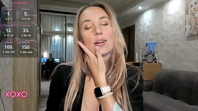 Snapshot of lady_Nati chatting on 26, 10, 2025 lady Nati online show from 26, 10, 2025