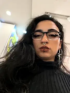 Lila Desiree online show from 10, 9, 2025