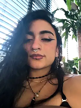 Lila Desiree online show from 3, 12, 2025