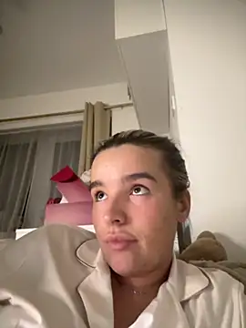 maisiesmithx online show from 8, 10, 2025