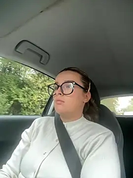 maisiesmithx online show from 15, 10, 2025