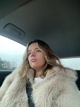 maisiesmithx online show from 16, 12, 2025