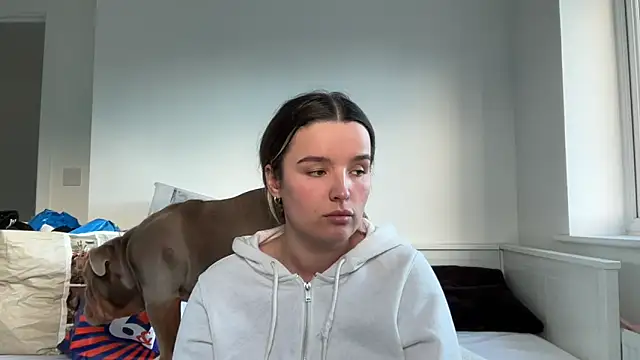 maisiesmithx online show from 12, 4, 2026