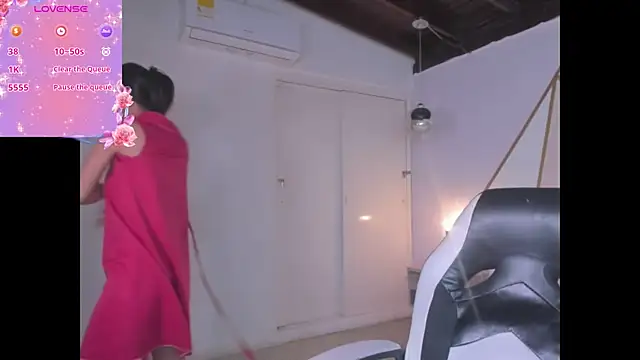 coraltaylor online show from 12, 12, 2024