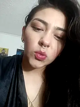 SophieWinslow online show from 15, 3, 2025