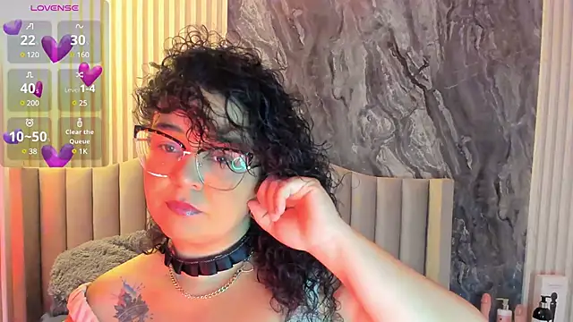 Snapshot of Reginavegaa chatting on 6, 3, 2025 Reginavegaa online show from 6, 3, 2025