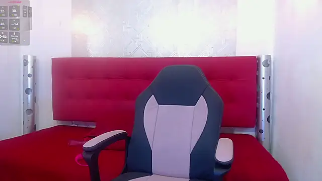 Snapshot of zhamira_21 chatting on 19, 2, 2025 zhamira 21 online show from 19, 2, 2025