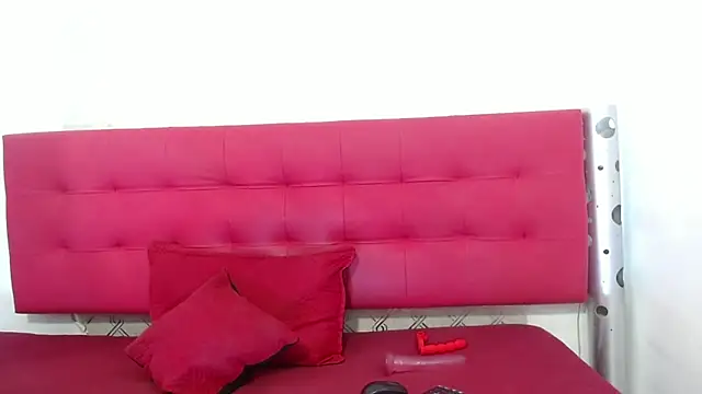 Snapshot of zhamira_21 chatting on 20, 2, 2025 zhamira 21 online show from 20, 2, 2025