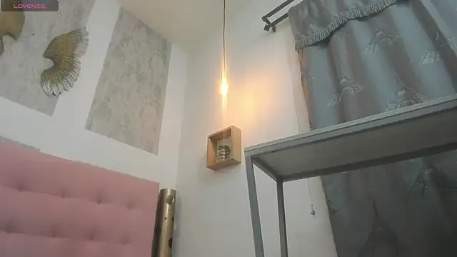 Snapshot of zhamira_21 chatting on 11, 9, 2025 zhamira 21 online show from 11, 9, 2025