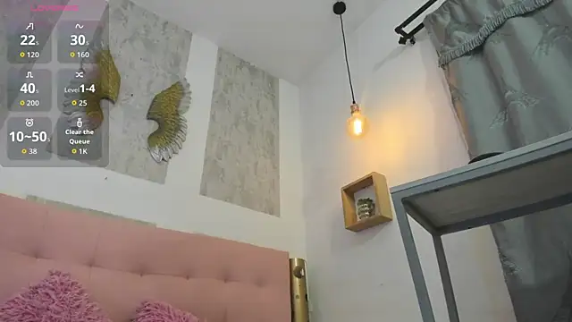 Snapshot of zhamira_21 chatting on 8, 10, 2025 zhamira 21 online show from 8, 10, 2025