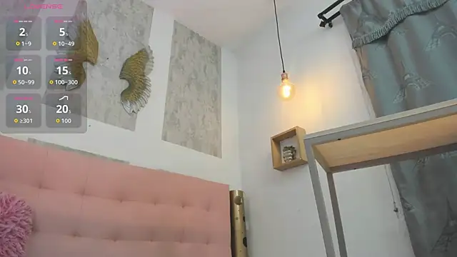 Snapshot of zhamira_21 chatting on 10, 10, 2025 zhamira 21 online show from 10, 10, 2025