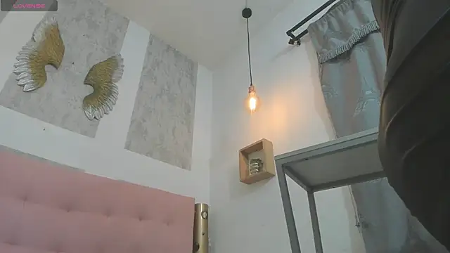 Snapshot of zhamira_21 chatting on 18, 10, 2025 zhamira 21 online show from 18, 10, 2025