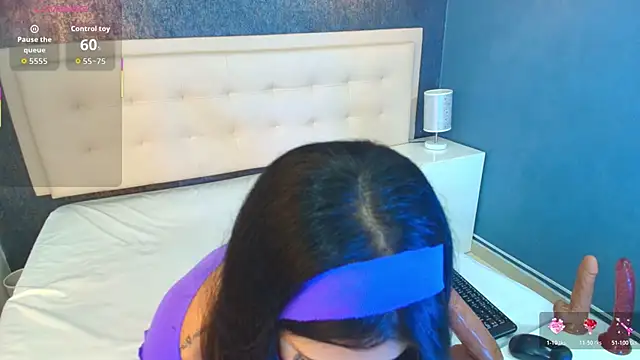 Snapshot of zhamira_21 chatting on 18, 11, 2025 zhamira 21 online show from 18, 11, 2025