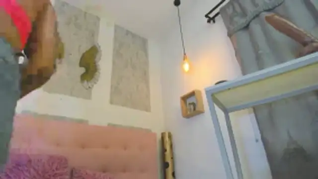 Snapshot of zhamira_21 chatting on 3, 12, 2025 zhamira 21 online show from 3, 12, 2025