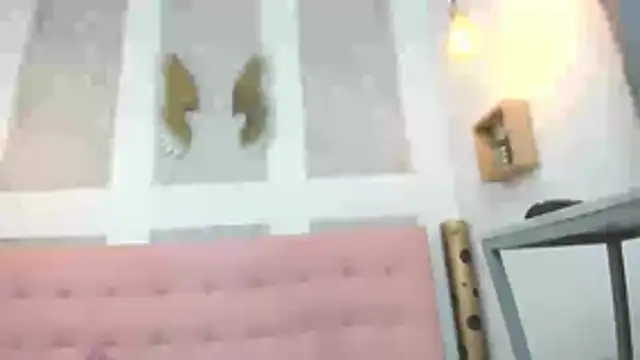 Snapshot of zhamira_21 chatting on 14, 12, 2025 zhamira 21 online show from 14, 12, 2025