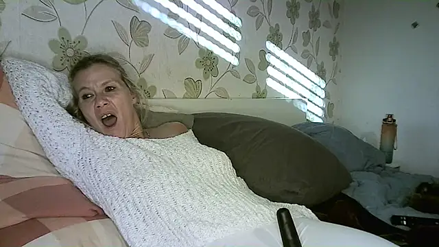 Snapshot of yola181 chatting on 8, 1, 2025 yola181 online show from 8, 1, 2025