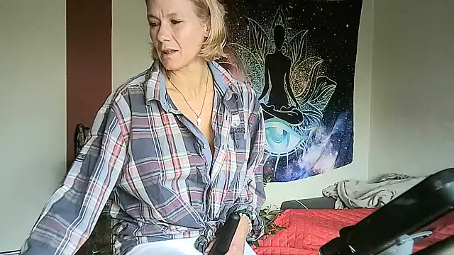 Snapshot of yola181 chatting on 18, 1, 2025 yola181 online show from 18, 1, 2025