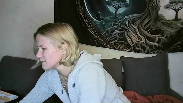 Snapshot of yola181 chatting on 27, 1, 2025 yola181 online show from 27, 1, 2025