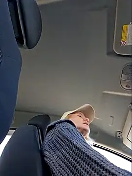 Snapshot of yola181 chatting on 6, 3, 2025 yola181 online show from 6, 3, 2025