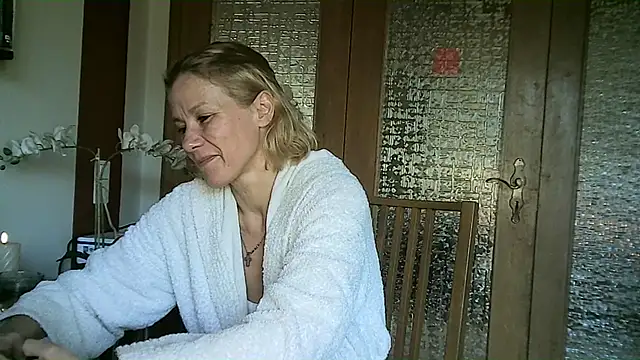 Snapshot of yola181 chatting on 12, 3, 2025 yola181 online show from 12, 3, 2025