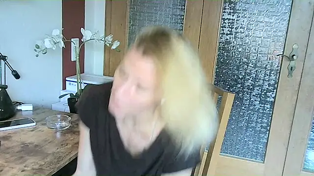 Snapshot of yola181 chatting on 15, 3, 2025 yola181 online show from 15, 3, 2025