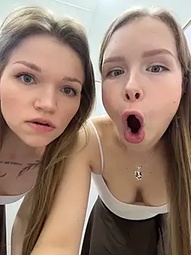 mur girl online show from 17, 6, 2026