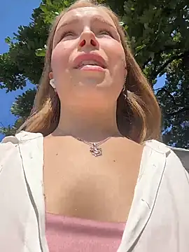 mur girl online show from 12, 7, 2026
