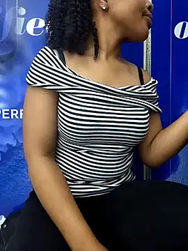 Snapshot of SEXIEST-BADDIE chatting on 11, 1, 2025 SEXIEST-BADDIE online show from 11, 1, 2025