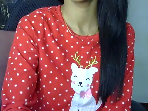 MAAYRA 09 online show from 31, 1, 2025