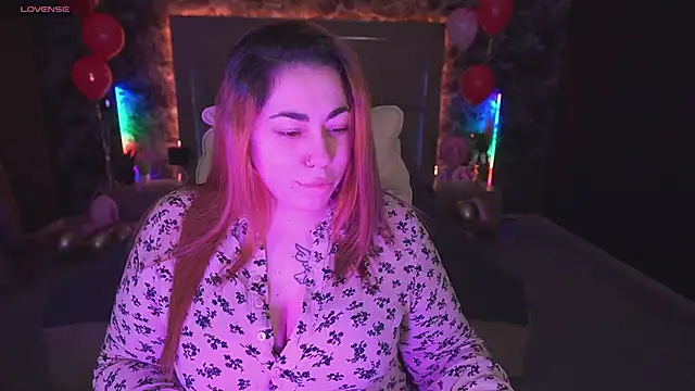 Kittywakee online show from 15, 2, 2025