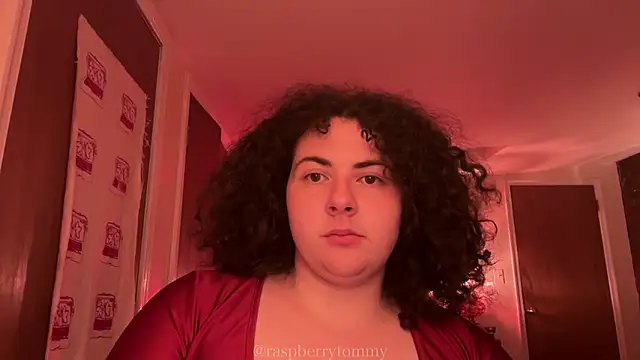 Snapshot of RaspberryTommyFTM chatting on 5, 2, 2026 RaspberryTommyFTM online show from 5, 2, 2026