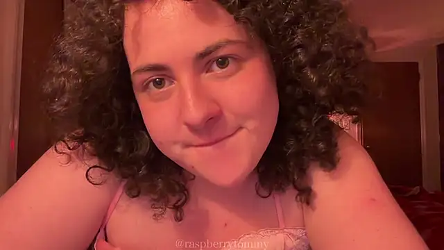 Snapshot of RaspberryTommyFTM chatting on 11, 3, 2026 RaspberryTommyFTM online show from 11, 3, 2026