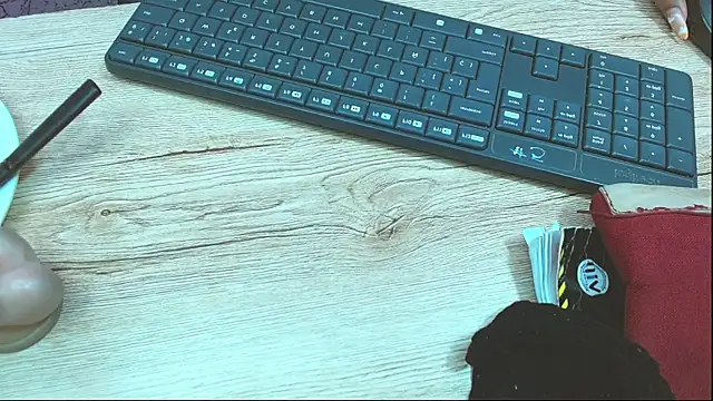 Snapshot of aliceroma chatting on 27, 1, 2025 aliceroma online show from 27, 1, 2025