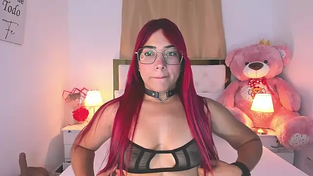 Snapshot of SofiaBosch chatting on 22, 9, 2025 SofiaBosch online show from 22, 9, 2025