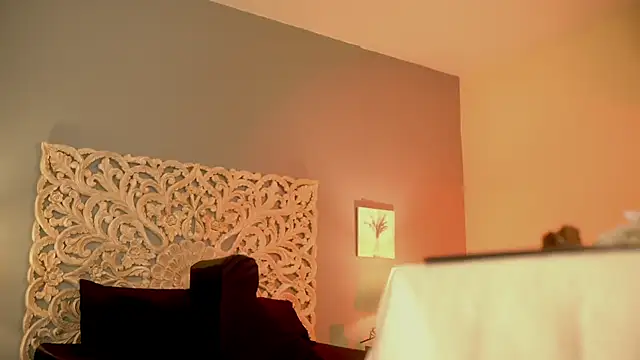 lupeebony online show from 11, 10, 2025