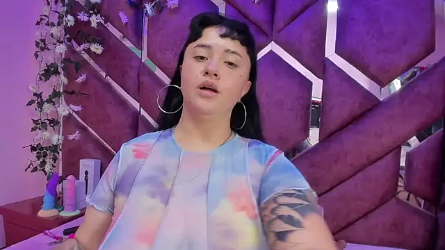 Victoria Rossy online show from 6, 2, 2026