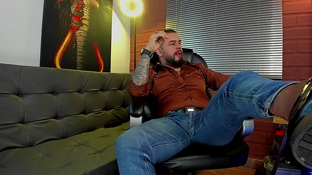 Ethan Castellano online show from 7, 1, 2025