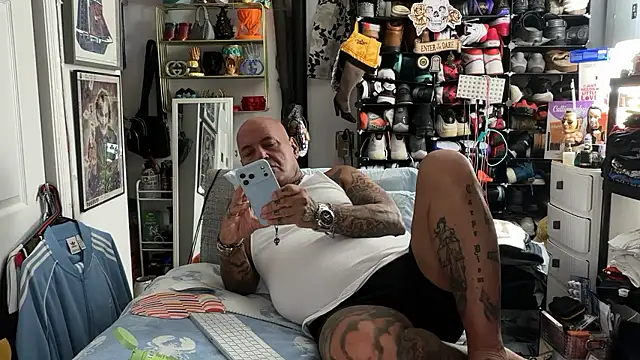 joeytatts66 online show from 14, 1, 2026