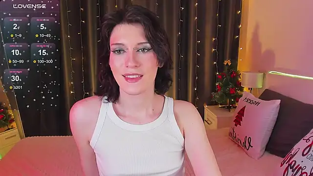 Snapshot of Kolette_Gray chatting on 28, 12, 2024 Kolette Gray online show from 28, 12, 2024