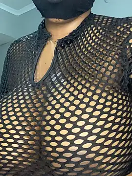 blackshortzbarbie online show from 17, 3, 2025