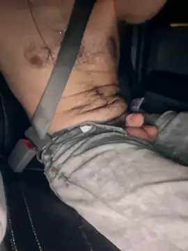 Spunwhiteboy1992 online show from 15, 9, 2025