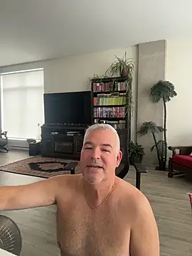 Snapshot of aarosteev2 chatting on 16, 10, 2025 aarosteev2 online show from 16, 10, 2025