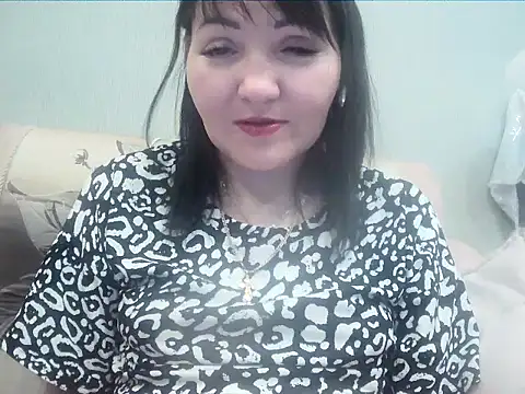 ClaireSunset online show from 4, 11, 2025
