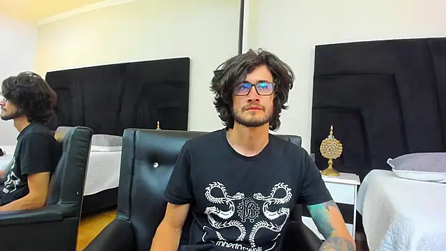 Loggan donnelly online show from 10, 3, 2025