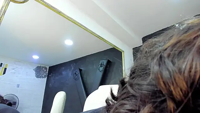 Loggan donnelly online show from 17, 3, 2025