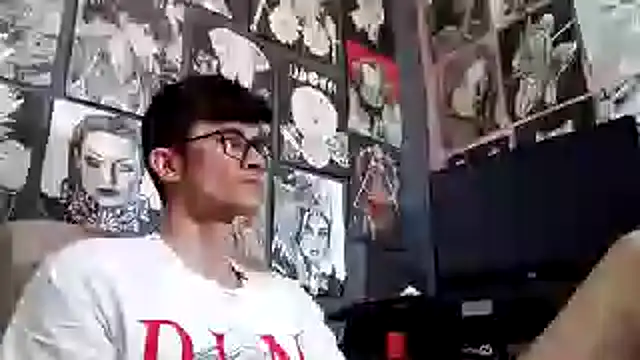 Loggan donnelly online show from 4, 12, 2025