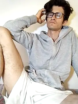 Loggan donnelly online show from 25, 3, 2026