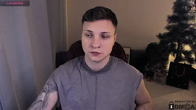 handsome guy01 online show from 17, 1, 2026