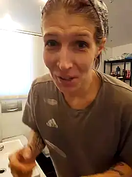 Lenchen  online show from 31, 1, 2025