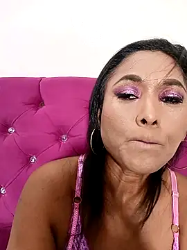 Snapshot of tiffany_Bitch chatting on 15, 2, 2026 tiffany Bitch online show from 15, 2, 2026